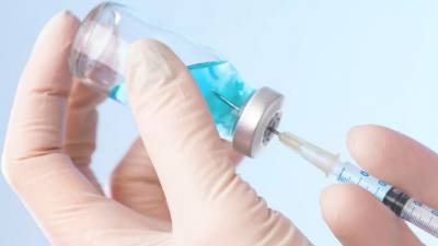 Пункт о вакцинации от коронавируса могут включить в трудовой договор