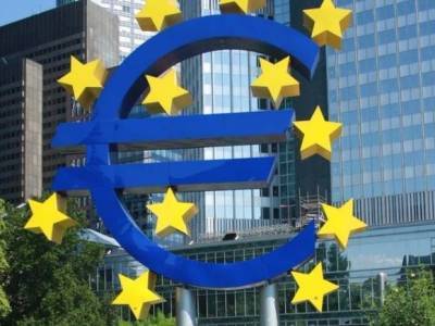 «Господство доллара, санкции, уязвимость Европы»: в ЕС недовольны «наследием Трампа» и готовят план действий