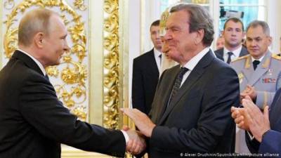 Экс-канцлер Германии Шредер, который возглавляет "Роснефть", осудил аннексию Крыма