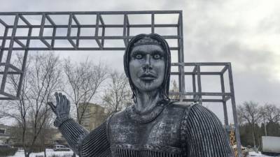 Жириновский назвал свою цену памятнику Аленке из Нововоронежа