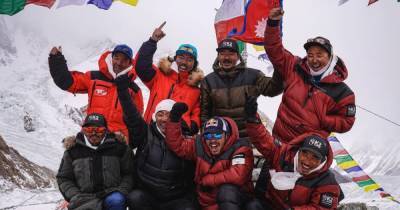 "Невозможное - возможно". Альпинистам впервые удалось подкорить "гору-убийцу" зимой - focus.ua - Непал