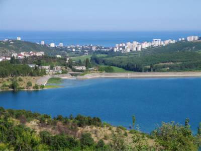 В Крыму семь из 12 водохранилищ достигают мертвого объема