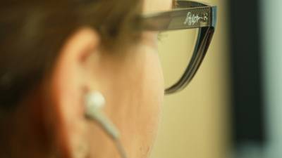 Ученые придумали «умные» очки для больных сахарным диабетом