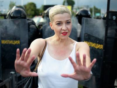 Суд в Беларуси продлил арест оппозиционерки Колесниковой