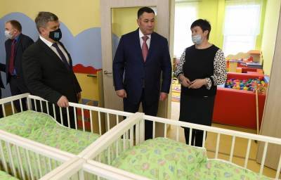 Губернатор Тверской области Игорь Руденя был замечен без маски в детском саду