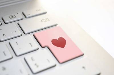 Психолог Андрей Полянский назвал способы защититься от мошенников на сайтах знакомств