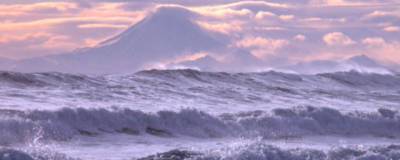 Завтра у восточных берегов Камчатки будет шторм с волнами до десяти метров