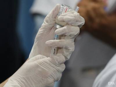 Во всем мире люди меньше всего доверяют вакцинам от коронавируса, сделанным в России, Китае, Индии и Иране – опрос