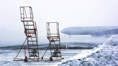 В Краснодаре отменили рейсы в Петербург из-за сильного снегопада