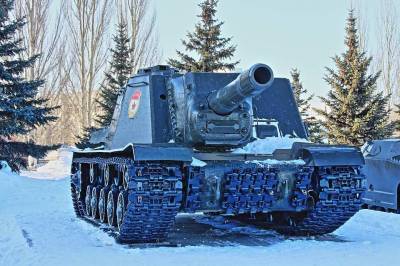 На Урале на полигонах ЦВО при 30-градусном морозе проходит подготовка к «Танковому биатлону»