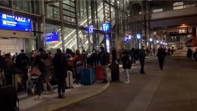 Инцидент в аэропорту Франкфурта: мужчина крикнул «Аллах акбар» и бросил чемодан