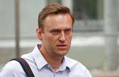 Алексея Навального привезут прямо к трапу самолета, регистрацию за него прошли сотрудники федеральной полиции