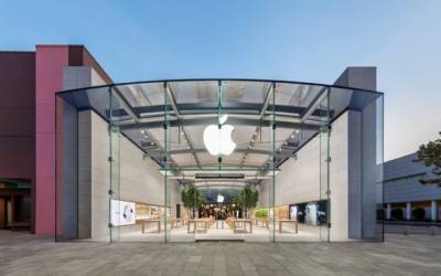 Apple закрыла ещё несколько десятков Apple Store