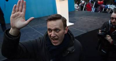 Навальный вылетел из Германии в Москву