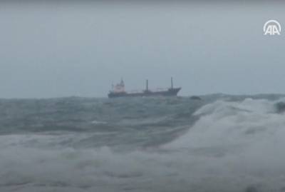 В МИД подтвердили крушение судна с десятью украинцами у берегов Турции