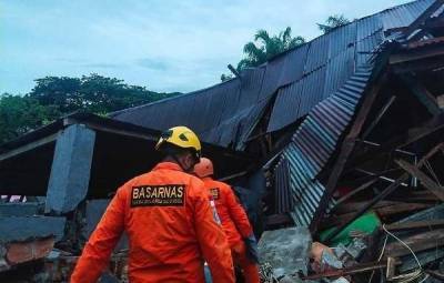 Число жертв землетрясения в Индонезии увеличилось до 78