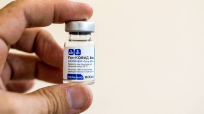 Более 12 тысяч доз вакцины от COVID-19 поступит в военные вузы ЗВО