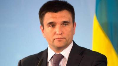 Экс-глава украинского МИД опозорился в прямом эфире