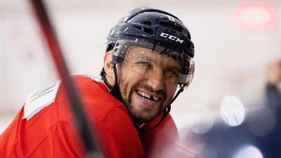 Хоккеист Александр Овечкин отметился первым голом в новом сезоне NHL