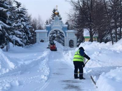 Ульяновск попал в «белый плен». Как в городе справляются со снегом