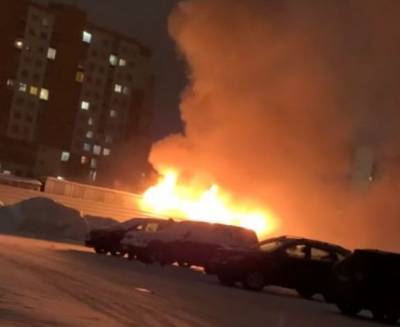Пожар на проспекте Притомском в Кемерове попал на видео