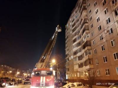 Следственный комитет начал проверку после пожара в уфимской многоэтажке с двумя погибшими