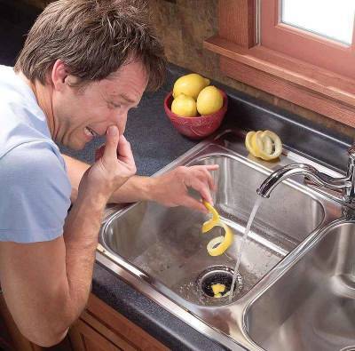 Неприятный запах из раковины или ванны. 5 основных причин. Как устранить?