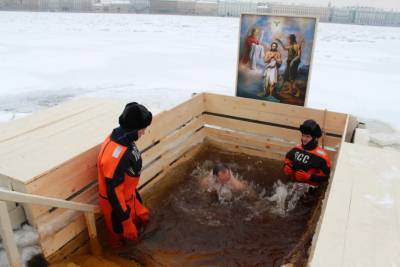 Обновленный список крещенских купелей составлен в Петербурге