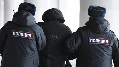 В Хабаровске задержан отобравший у подростка шапку водитель автобуса