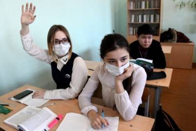 Все школьники Москвы возвращаются к очному обучению