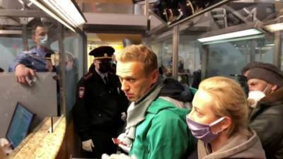 Адвокат: Навальный находится в отделе полиции в Химках