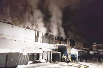 Крупный пожар произошел на Уфимском фанерно-плитном комбинате