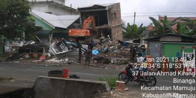 Число жертв землетрясения в Индонезии выросло до 81