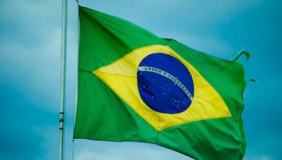 Власти Бразилии разрешили применять против COVID-19 британскую вакцину от AstraZeneca