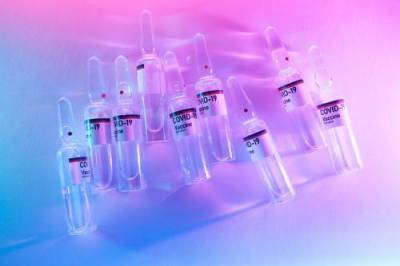 Вирусолог Чепурнов считает, что принудительная вакцинация победит коронавирус