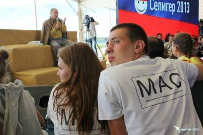 Во Внуково, где встречали Навального, заметили провокатора, близкого к Кремлю