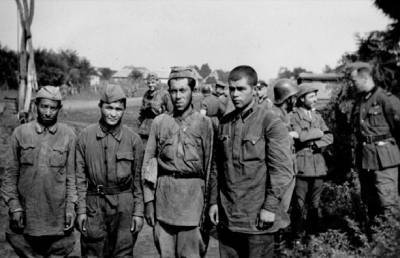 Сколько красноармейцев сдалось в плен в первые дни войны