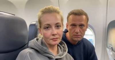 Суд над Навальным начинается прямо в УВД. Но заключать его под стражу незаконно