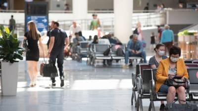 Калифорниец три месяца жил в аэропорту Чикаго из-за боязни коронавируса