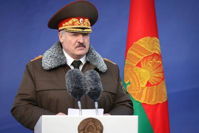 Лукашенко доложили о росте военной угрозы Белоруссии и напомнили о России