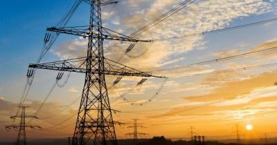 Шмыгаль рассказал, кто получит компенсацию за повышение тарифов на электричество