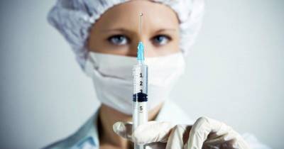 До 10 февраля в Киеве должны составить списки на вакцинацию от коронавируса