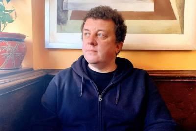 Находящийся в СИЗО журналист Андрей Александров чувствует себя хорошо, сообщила его адвокат
