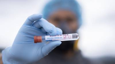 Россияне смогут записаться на вакцинацию от COVID-19 через сайт госуслуг