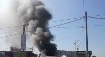 Под Киевом загорелся популярный рынок, срочно съехались спасатели: уничтожено почти 2 000 кв.м