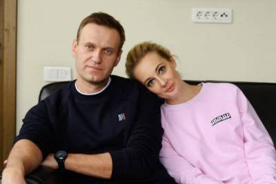 «Водочки нам принеси, мы домой летим»: что известно о Юлии Навальной nbsp