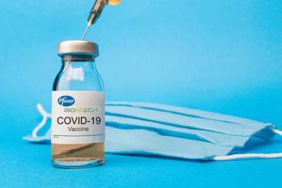 В Германии зарегистрировали 7,14 тыс. новых случаев заражения COVID–19 и 214 смертей