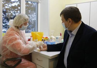Игорь Ляхов сдал плазму с антителами к коронавирусу для помощи ковид-пациентам