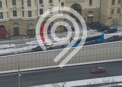 Движение на Садовом кольце у станции метро "Маяковская" восстановили после ДТП