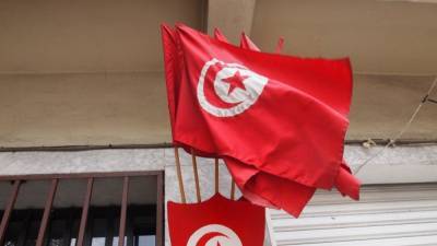 Массовые беспорядки захлестнули Тунис